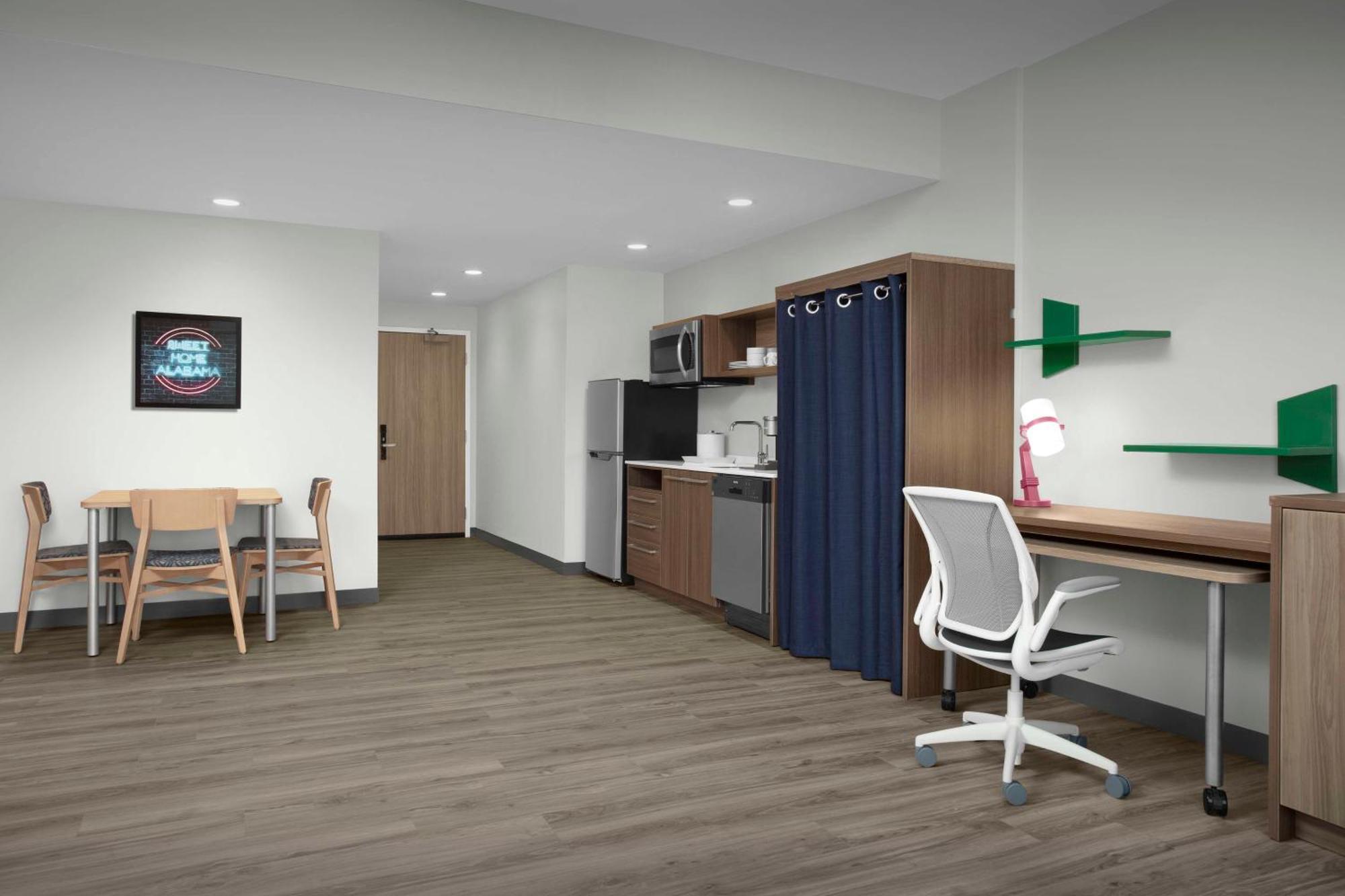 Home2 Suites By Hilton Huntsville Village Of Providence Екстер'єр фото